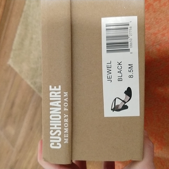 Cushionaire Dressy Heels - Picture 12 of 13